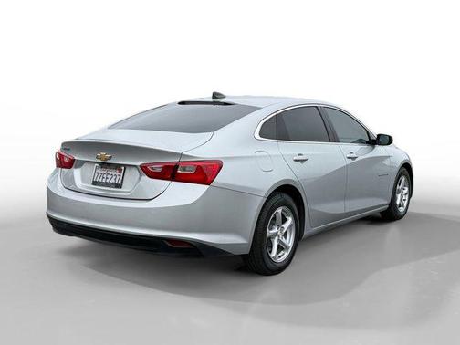 2017 Chevrolet Malibu 1LS