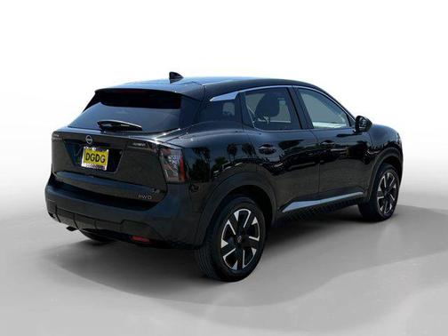 Super Black 2025 Nissan Kicks SV