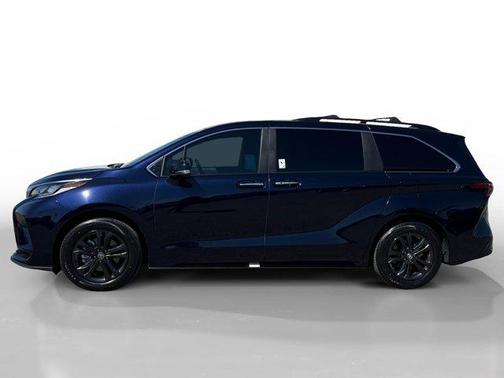 2024 Toyota Sienna XSE 7 Passenger