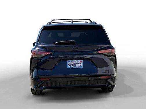 2024 Toyota Sienna XSE 7 Passenger