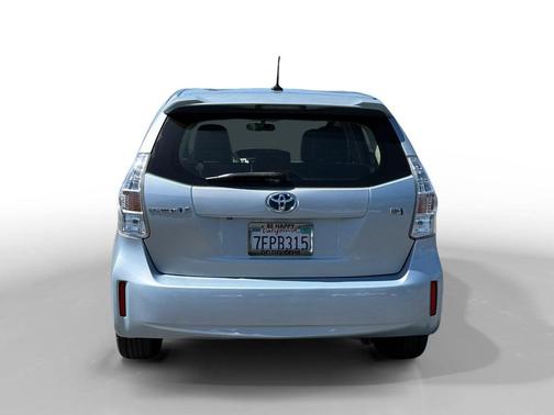 Sky 2014 Toyota Prius v Three