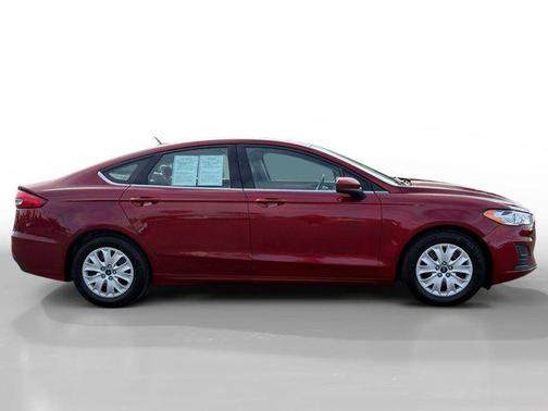 2019 Ford Fusion S