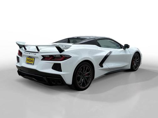 Arctic White 2023 Chevrolet Corvette Stingray w/3LT