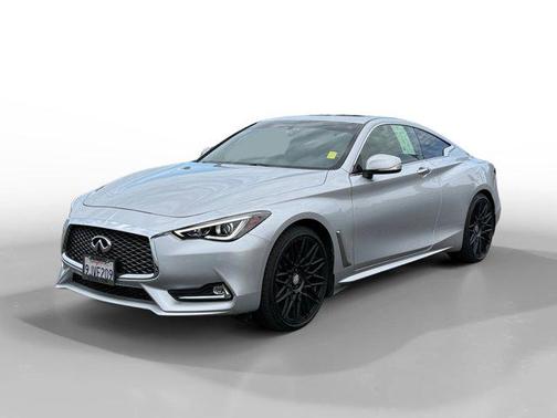 2017 INFINITI Q60 2.0T