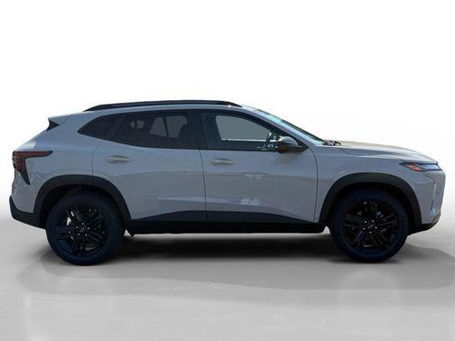 White Sands 2026 Chevrolet Trax FWD ACTIV