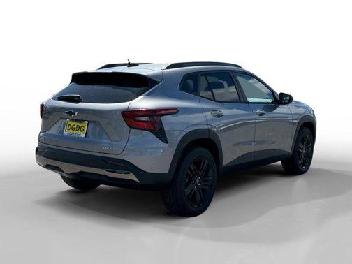 Sterling Gray Metallic 2026 Chevrolet Trax FWD ACTIV