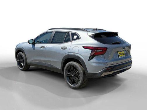 Sterling Gray Metallic 2026 Chevrolet Trax FWD ACTIV