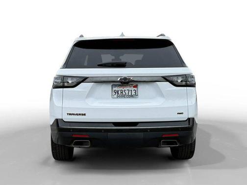 Summit White 2021 Chevrolet Traverse Premier