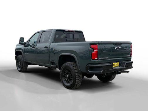 2025 Chevrolet Silverado 2500 4WD Crew Cab Standard Bed ZR2