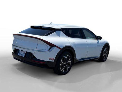 Snow White Pearl 2023 Kia EV6 Wind