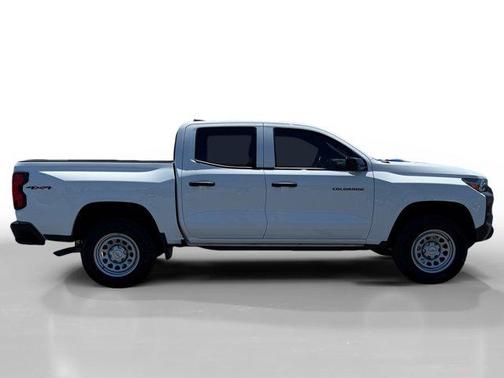 2023 Chevrolet Colorado WT