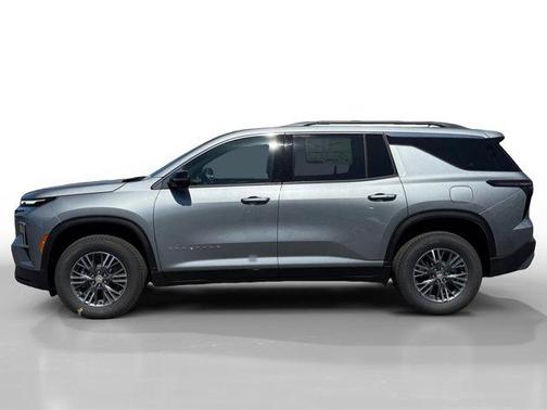 Sterling Gray Metallic 2026 Chevrolet Traverse LT