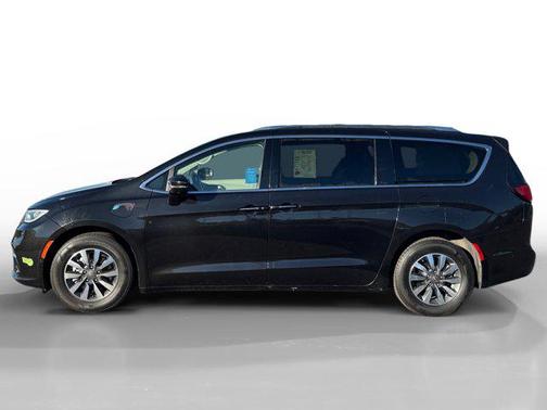2021 Chrysler Pacifica Hybrid Touring L