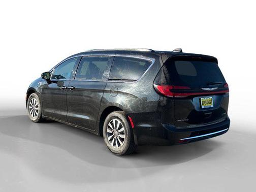 2021 Chrysler Pacifica Hybrid Touring L