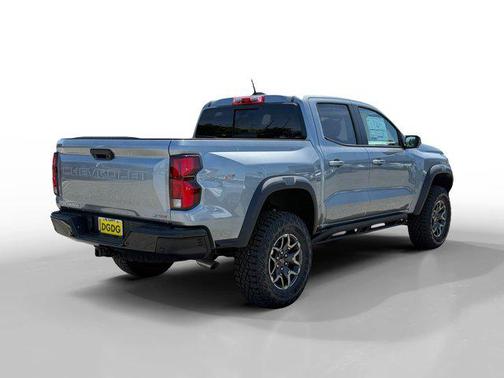 Sterling Gray Metallic 2026 Chevrolet Colorado ZR2