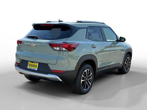 Cacti Green 2026 Chevrolet Trailblazer LT