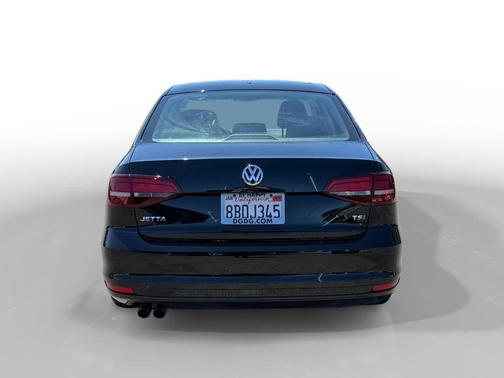Black Uni 2018 Volkswagen Jetta 1.4T S