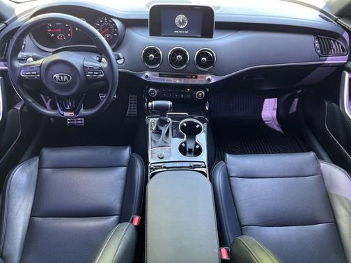 2021 Kia Stinger GT-Line