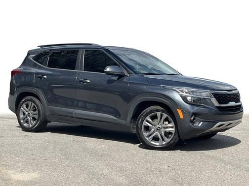 2022 Kia Seltos S