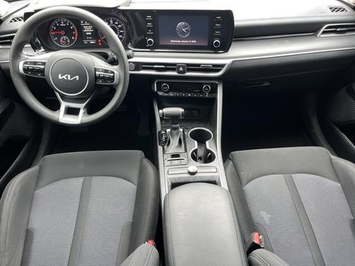 2022 Kia K5 LXS