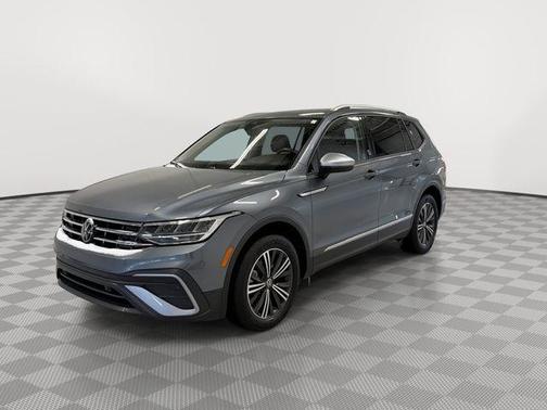 2024 Volkswagen Tiguan 2.0T Wolfsburg Edition