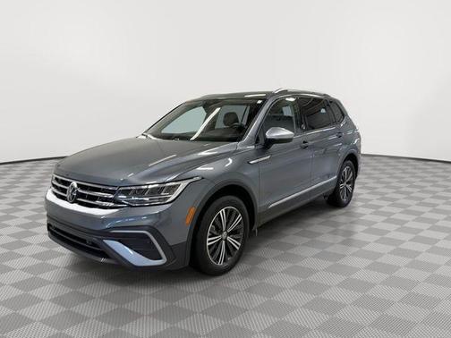2024 Volkswagen Tiguan 2.0T Wolfsburg Edition