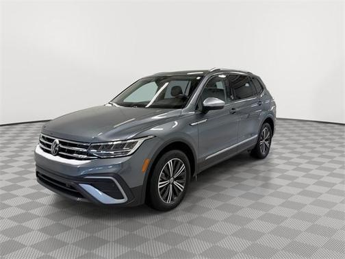 2024 Volkswagen Tiguan 2.0T Wolfsburg Edition