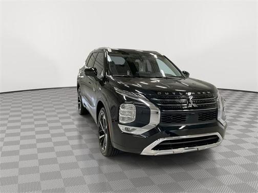 2025 Mitsubishi Outlander PHEV SEL