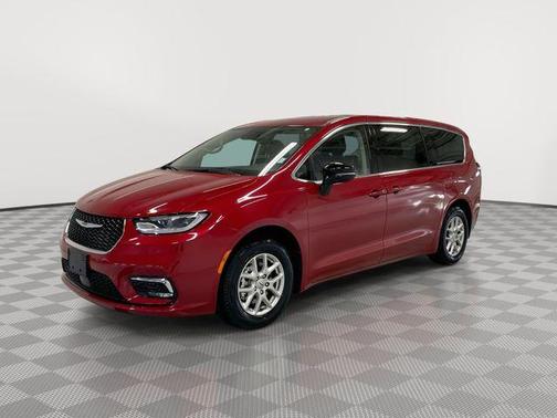 2024 Chrysler Pacifica Touring-L