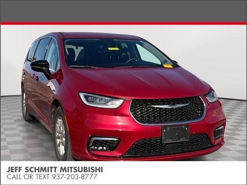 2024 Chrysler Pacifica Touring-L