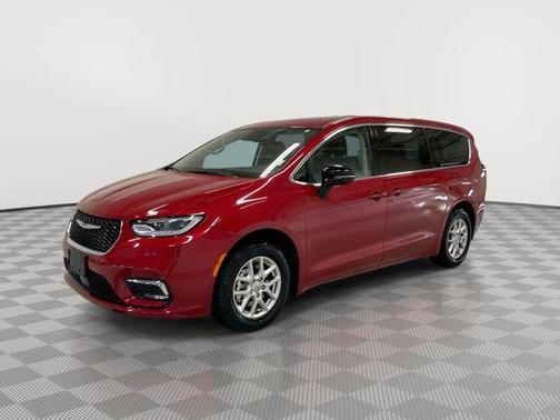 2024 Chrysler Pacifica Touring-L