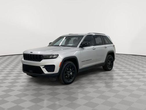 2024 Jeep Grand Cherokee Laredo