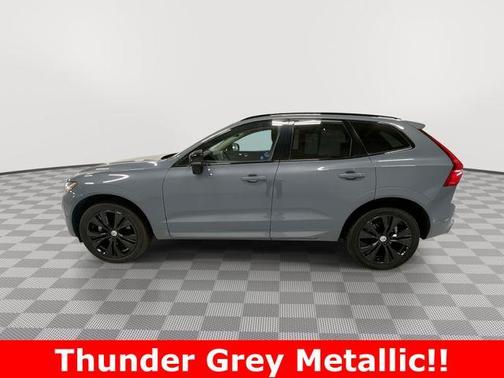 2023 Volvo XC60 B5 Plus Dark Theme