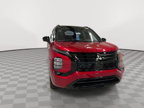 Diamond Red 2026 Mitsubishi Outlander Black Edition