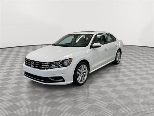 2019 Volkswagen Passat 2.0T Wolfsburg