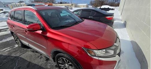 2017 Mitsubishi Outlander SEL