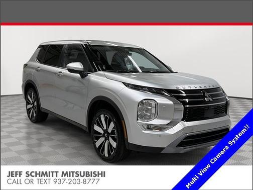 2026 Mitsubishi Outlander SE