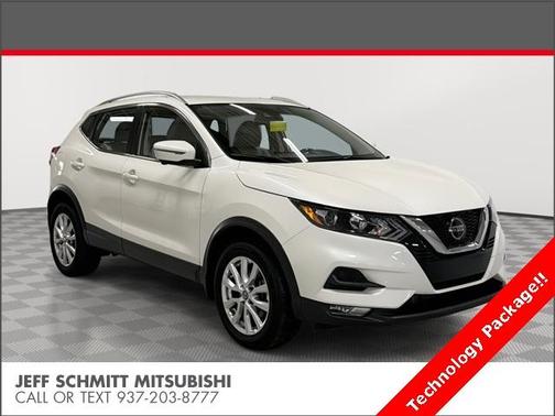 2022 Nissan Rogue Sport SV