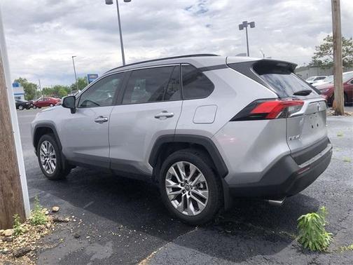 2024 Toyota RAV4 XLE Premium