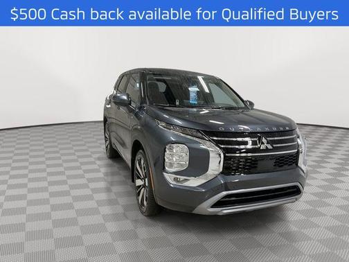 Gray 2026 Mitsubishi Outlander SE