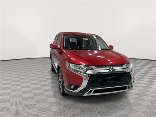 2019 Mitsubishi Outlander SE