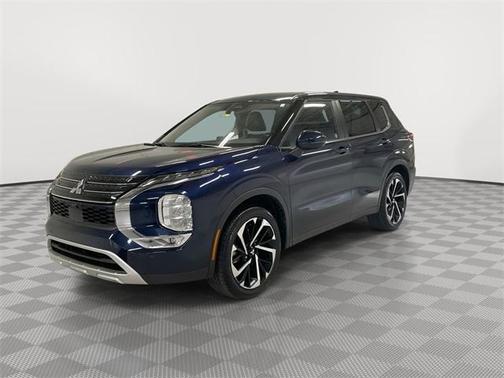 2022 Mitsubishi Outlander SE