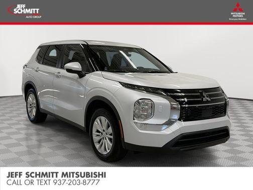 White 2026 Mitsubishi Outlander ES