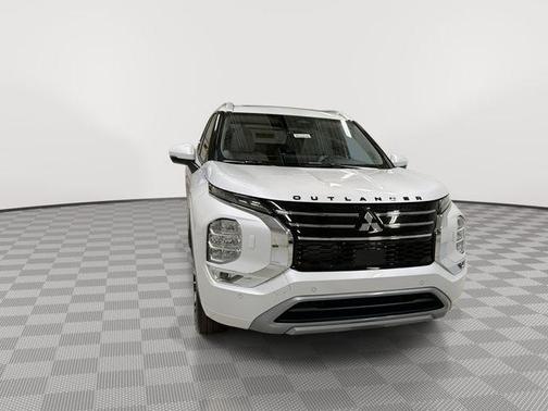 2026 Mitsubishi Outlander SEL