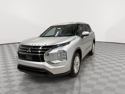 2026 Mitsubishi Outlander ES