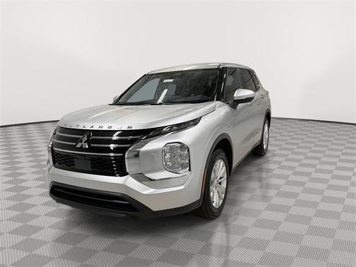 2026 Mitsubishi Outlander ES