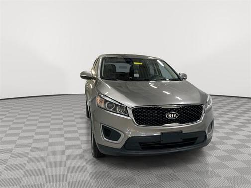 2017 Kia Sorento L