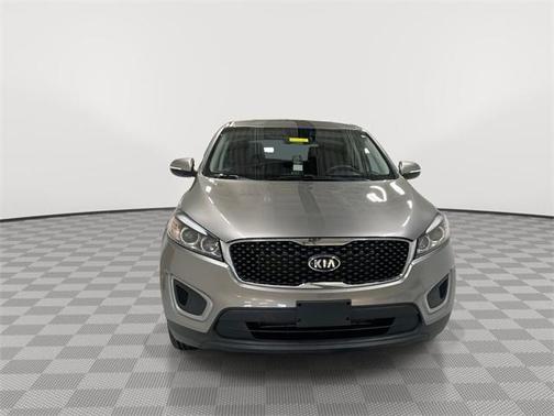 2017 Kia Sorento L