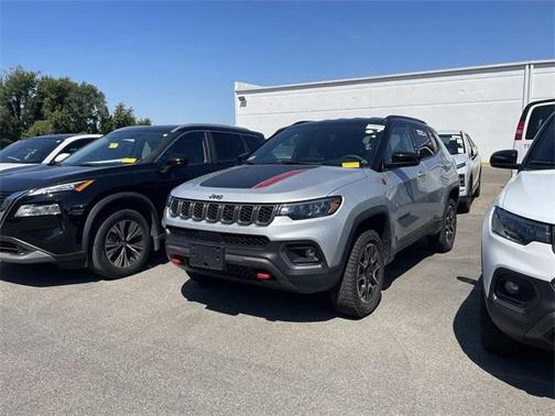 2024 Jeep Compass Trailhawk