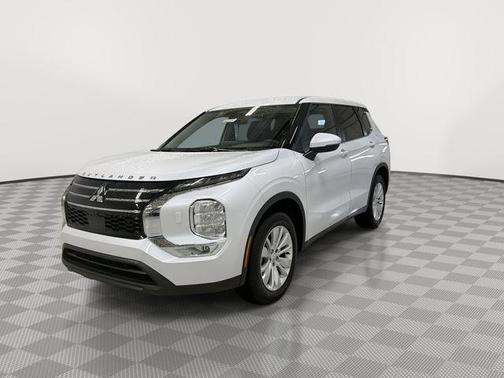 White 2026 Mitsubishi Outlander ES